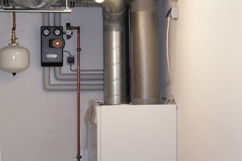 Wohnraumlueftung und Zentralstaubsauger von Demontis